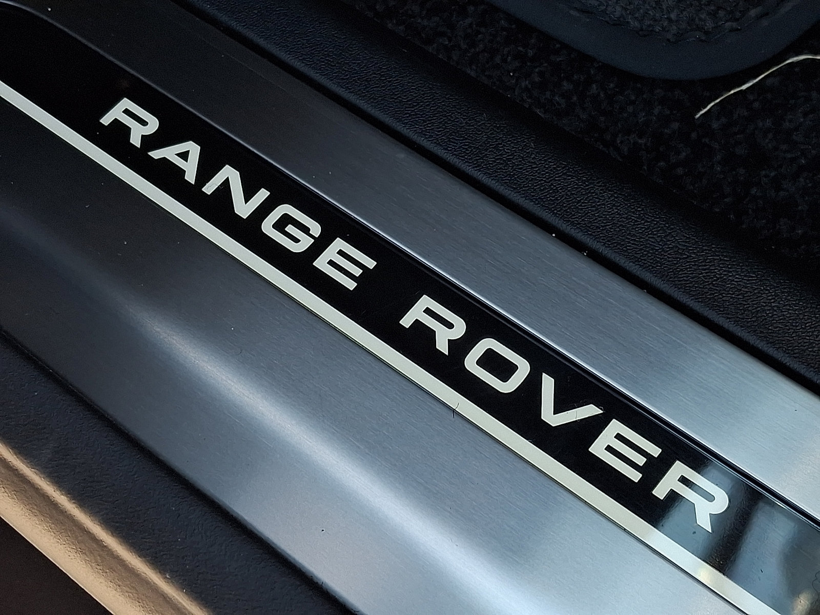 New 2027 Land Rover Range Rover Long Wheelbase SE AWD/4WD image 28