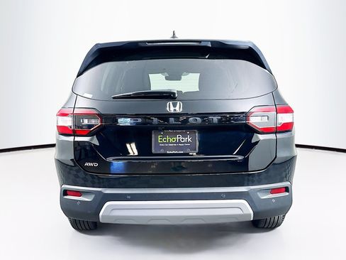 Used 2025 Honda Pilot EX-L image 7