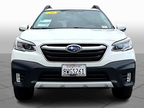 Used 2021 Subaru Outback Limited image 5