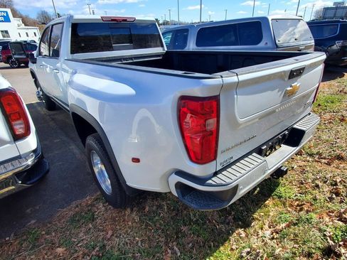 Used 2026 Chevrolet Silverado 3500 High Country w/ Technology Package image 8