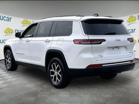 Used 2023 Jeep Grand Cherokee L Limited w/ Luxury Tech Group II AWD/4WD image 4