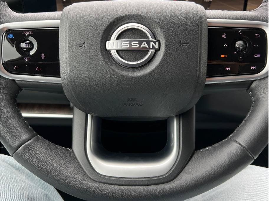 Used 2025 Nissan Armada Platinum AWD/4WD image 13