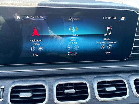 Used 2021 Mercedes-Benz GLS 450 4MATIC image 31