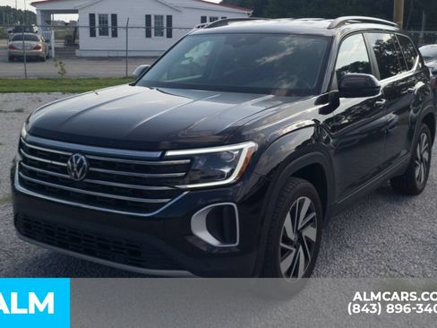 Used 2024 Volkswagen Atlas SE AWD/4WD image 23