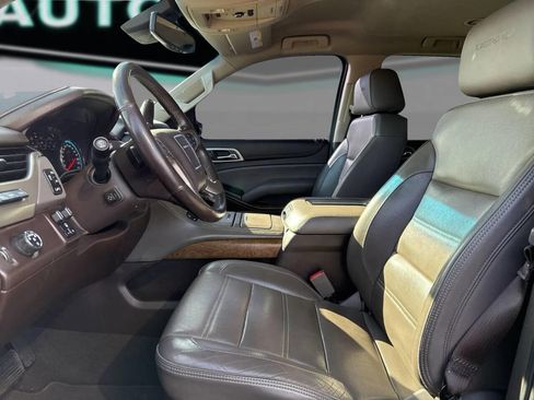 Used 2020 GMC Yukon XL Denali RWD image 35