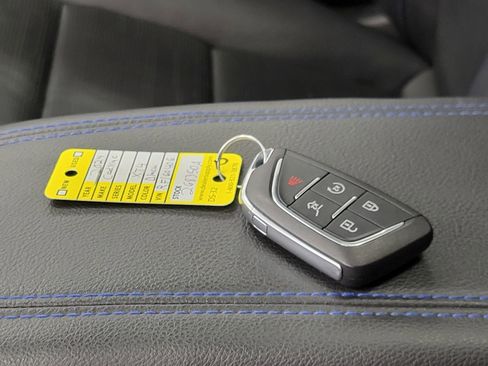 Certified 2024 Cadillac XT4 Sport image 27