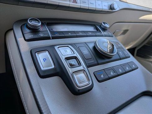 Used 2020 Hyundai Palisade Limited FWD image 17