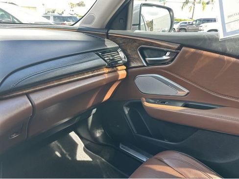 Used 2019 Acura RDX AWD w/ Advance Package image 14