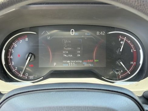 Used 2025 Toyota RAV4 XLE FWD image 25
