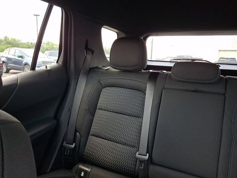 Used 2025 Chevrolet Equinox LT FWD image 19