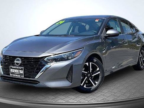 Used 2024 Nissan Sentra SV FWD image 1