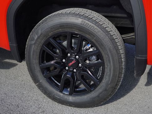 New 2025 GMC Sierra 1500 Elevation w/ Preferred Package image 11