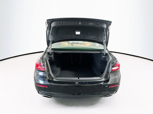 Used 2022 BMW 530i w/ Premium Package image 30