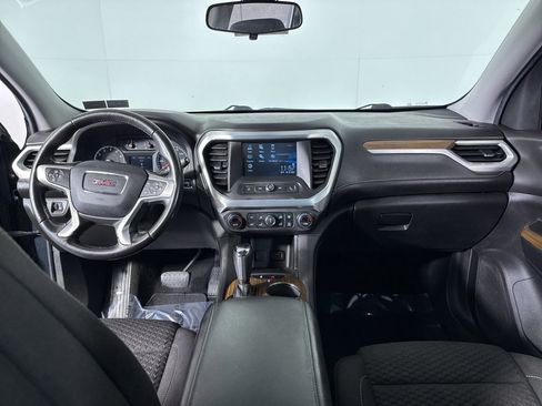 Used 2019 GMC Acadia SLE FWD image 3