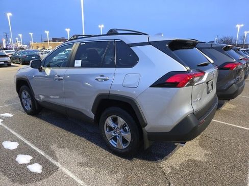 New 2025 Toyota RAV4 XLE image 5