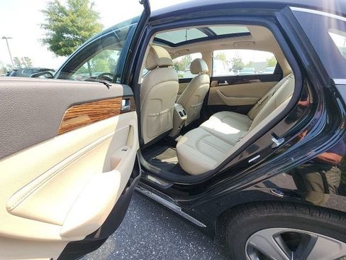 Used 2017 Hyundai Sonata Limited w/ Ultimate Package 02 FWD image 17