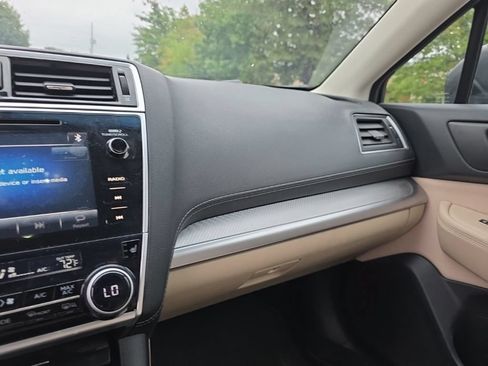 Used 2018 Subaru Outback 2.5i Premium AWD/4WD image 20