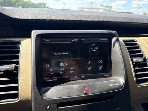 Used 2014 Ford Flex SEL w/ Equipment Group 202A AWD/4WD image 22