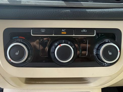 Used 2011 Volkswagen Tiguan S AWD/4WD image 19