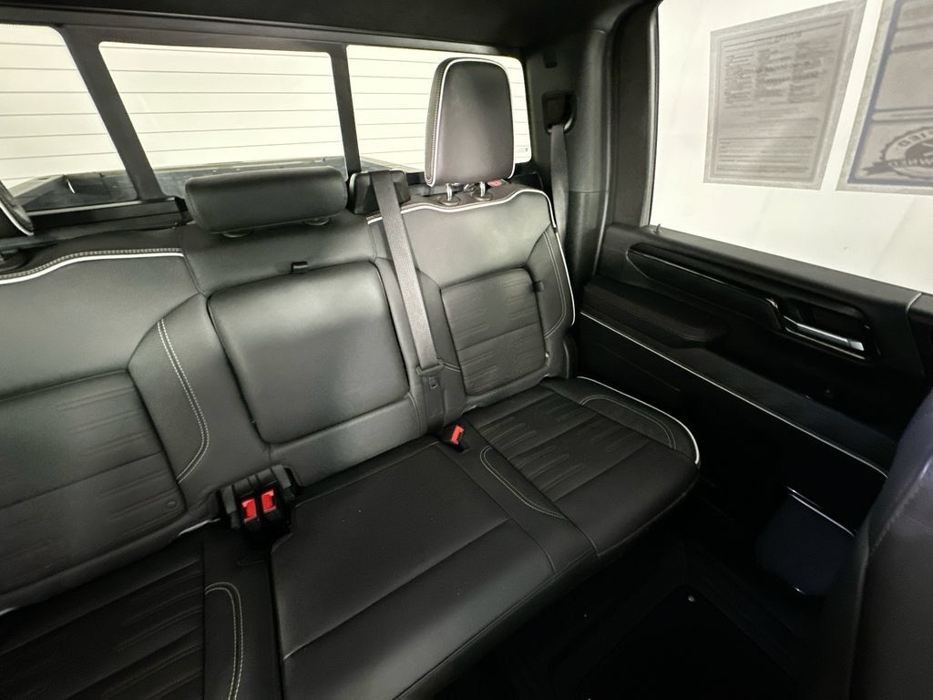 Used 2024 GMC Sierra 2500 AT4X AWD/4WD image 14