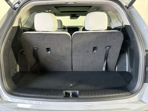 Used 2025 Kia Sorento EX w/ Panoramic Sunroof Package FWD image 31