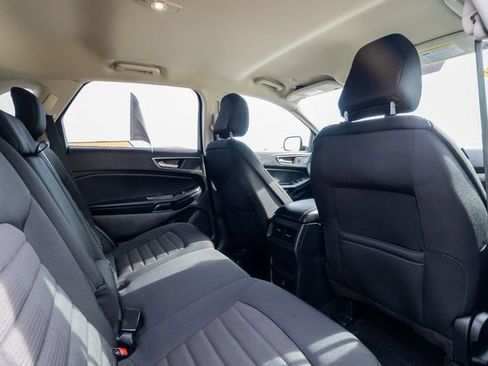 Used 2022 Ford Edge SEL w/ Cold Weather Package AWD/4WD image 17