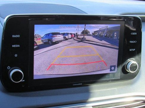 Used 2021 Hyundai Santa Fe SEL image 15