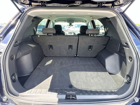 Used 2020 Chevrolet Equinox LT FWD image 24