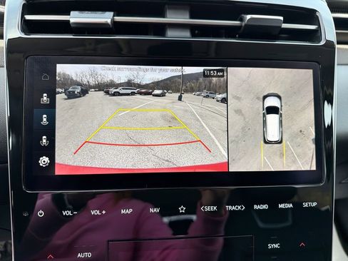 Certified 2022 Hyundai Tucson Limited w/ Winter Package image 22