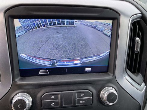 Used 2023 GMC Sierra 2500 SLE w/ SLE Value Package; image 13