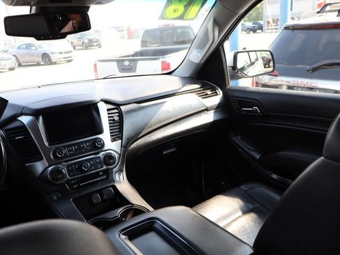 Used 2018 Chevrolet Suburban LT AWD/4WD image 23