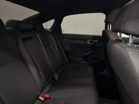 Used 2025 Honda Civic Sport image 26