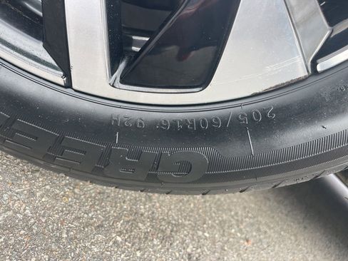 Used 2024 Volkswagen Jetta S image 28