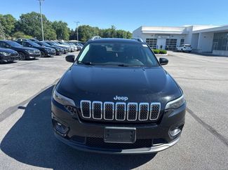 Used 2019 Jeep Cherokee Latitude Plus w/ Comfort/Convenience Group FWD video 2