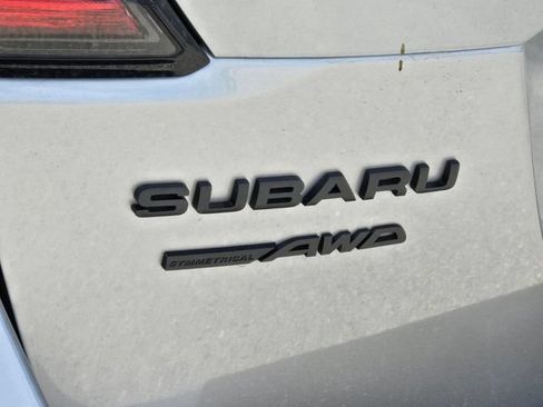 Certified 2025 Subaru Outback Onyx Edition AWD/4WD image 11