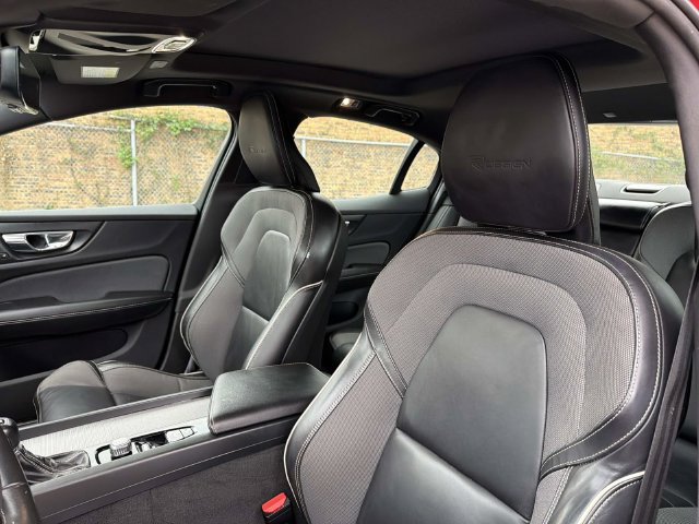 Used 2019 Volvo S60 T6 R-Design AWD/4WD image 15