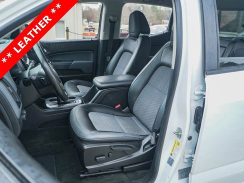 Used 2017 Chevrolet Colorado Z71 image 7