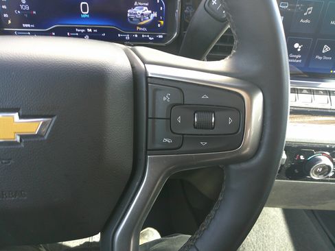 Used 2024 Chevrolet Silverado 2500 LT w/ Convenience Package image 20