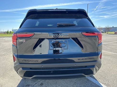 New 2026 GMC Terrain Elevation w/ Black Edition image 5