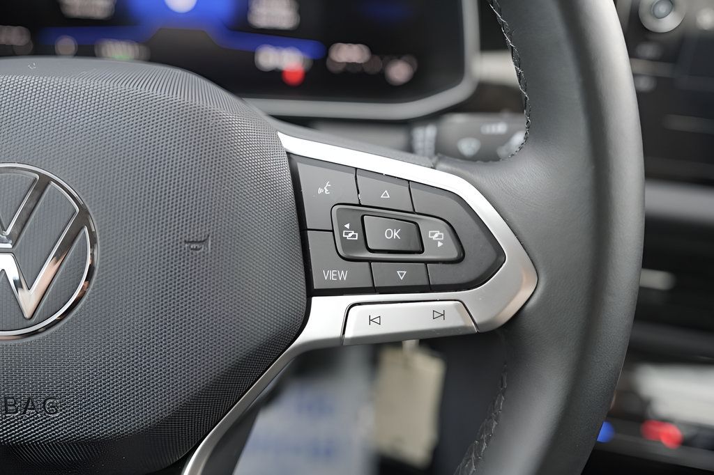 Used 2025 Volkswagen Jetta S FWD image 26