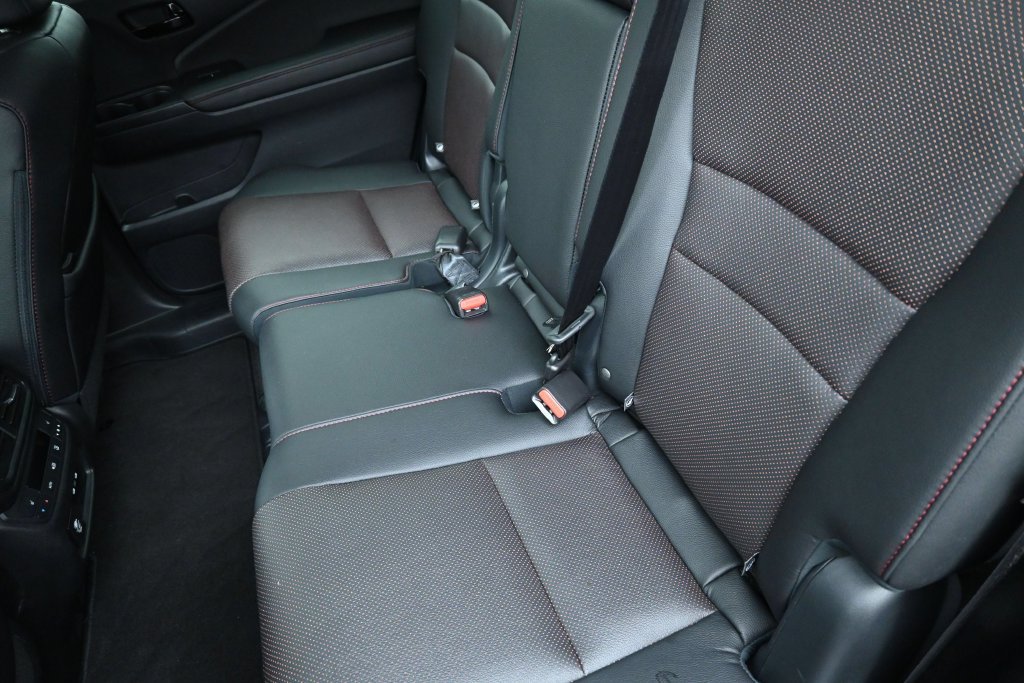 Used 2025 Honda Passport Black Edition image 23