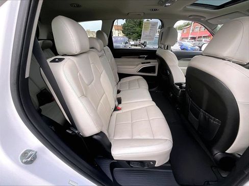 Used 2021 Kia Telluride EX AWD/4WD image 16