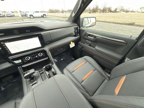 New 2026 GMC Sierra 1500 AT4 w/ AT4 Premium Package image 20