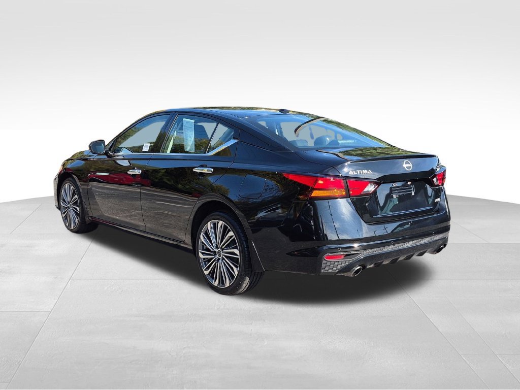 Certified 2024 Nissan Altima 2.5 SL AWD/4WD image 12