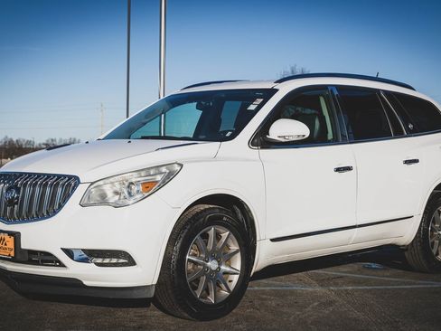 Used 2016 Buick Enclave Leather image 6