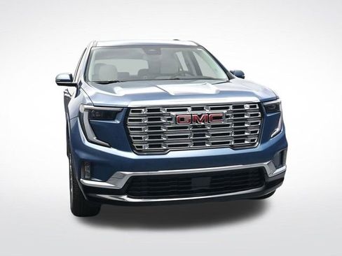 Used 2025 GMC Acadia Denali image 10