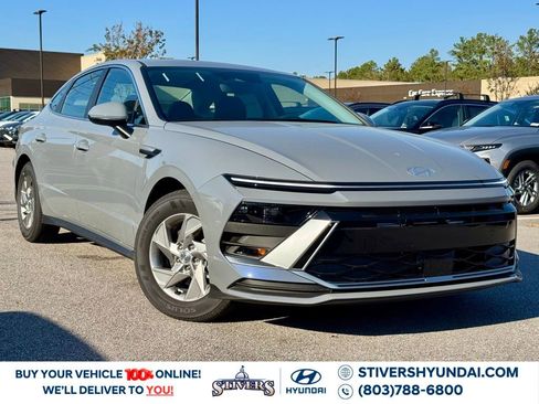 New 2026 Hyundai Sonata SE image 1