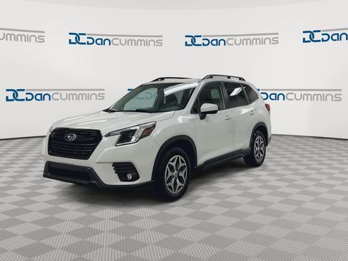 Used 2024 Subaru Forester Premium AWD/4WD image 4