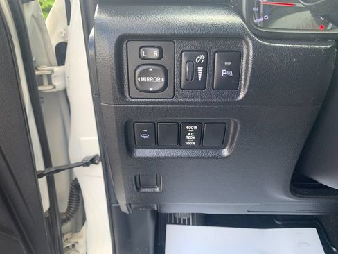 Used 2019 Toyota 4Runner Limited AWD/4WD image 33