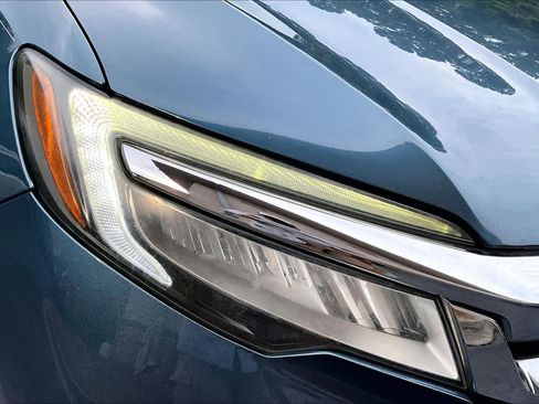 Used 2019 Honda Pilot Touring image 28